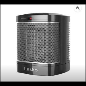 Lasko 1500W Tabletop Ceramic Space Heater with One Hour Timer, CD08500,